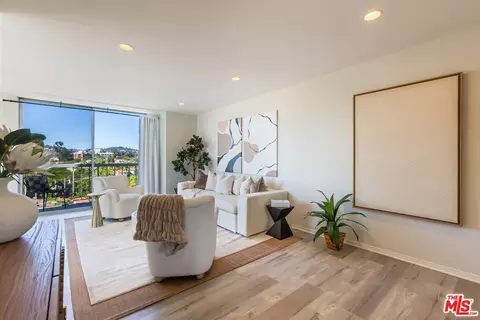 10751 Wilshire Blvd #1009, Los Angeles, CA 90024