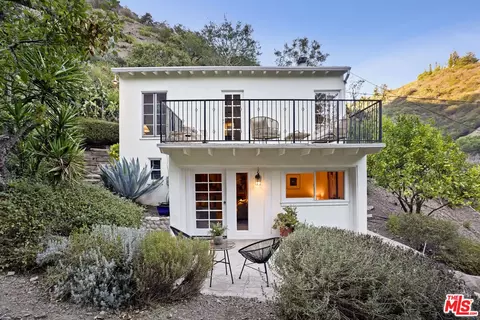 1205 N Beverly Glen Blvd, Los Angeles, CA 90077