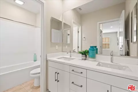 119 Excursion, Irvine, CA 92618 photo 25
