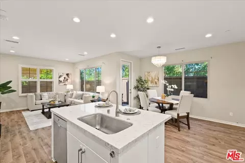 119 Excursion, Irvine, CA 92618 photo 15