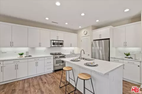 119 Excursion, Irvine, CA 92618 photo 12