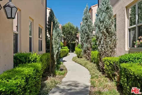 119 Excursion, Irvine, CA 92618 photo 3