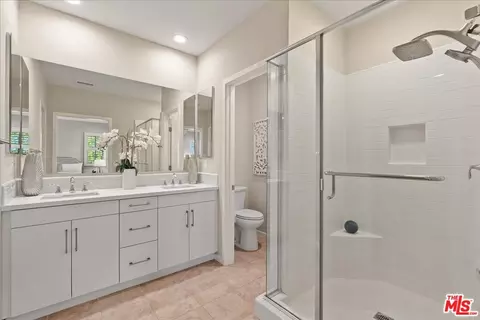 119 Excursion, Irvine, CA 92618 photo 33