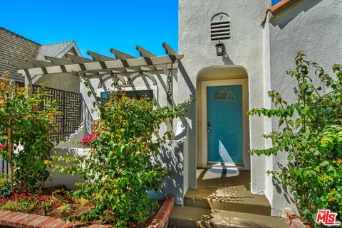 7319 S Denker Ave, Los Angeles, CA 90047