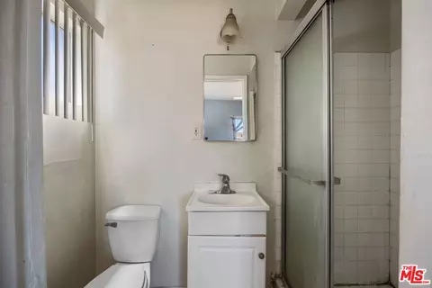 Bath - 1506 S Euclid St, Fullerton, CA 92832 photo 1 of 2