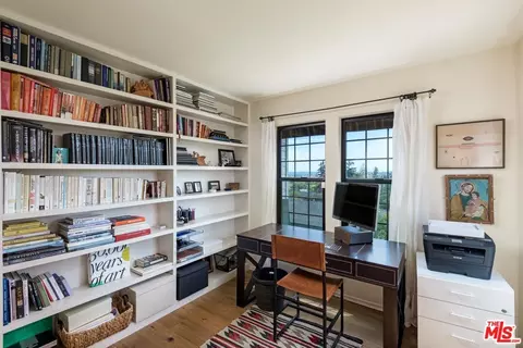 Other - 515 E Islay St #D, Santa Barbara, CA 93101 photo 2 of 3