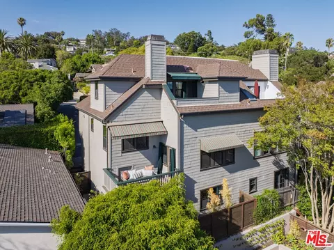 Exterior - 515 E Islay St #D, Santa Barbara, CA 93101 photo 3 of 3