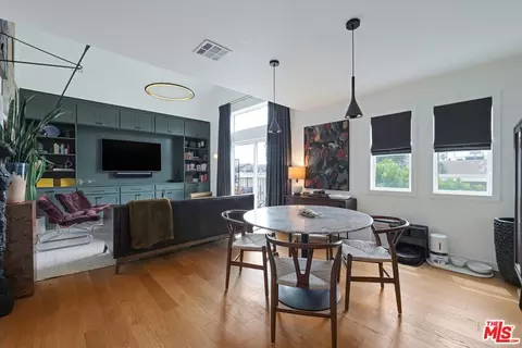 12530 Venice Blvd #8, Los Angeles, CA 90066
