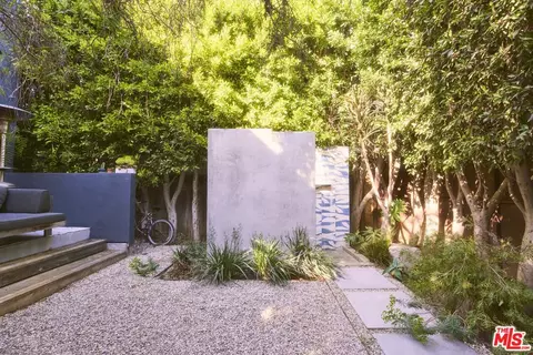 906 Superba Ave, Venice, CA 90291 photo 17