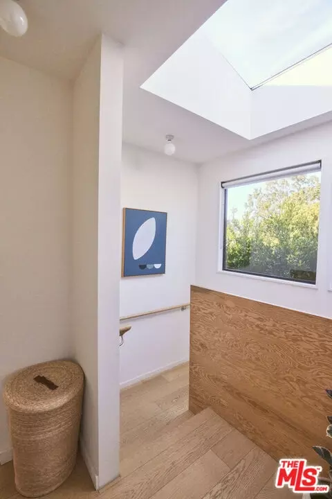 906 Superba Ave, Venice, CA 90291 photo 30