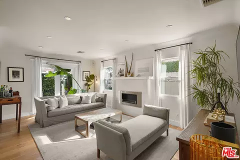 927 N Vista St, Los Angeles, CA 90046