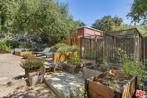 6327 Blanchard Canyon Rd, Tujunga, CA 91042 photo 24
