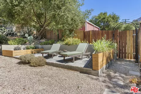 6327 Blanchard Canyon Rd, Tujunga, CA 91042 photo 23