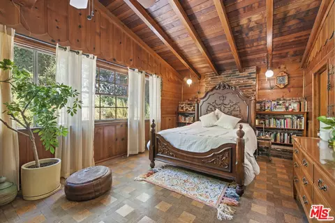 6327 Blanchard Canyon Rd, Tujunga, CA 91042 photo 18