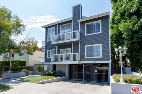 1315 S Carmelina Ave, Los Angeles, CA 90025