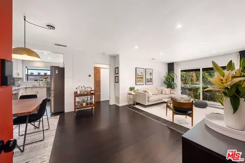 1330 N Crescent Heights Blvd #10, West Hollywood, CA 90046