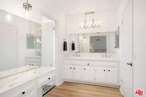 Bath - 882 W 17th St, Upland, CA 91784 photo 1 of 5