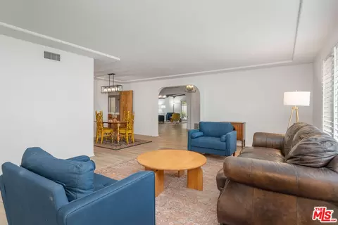Living - 882 W 17th St, Upland, CA 91784 photo 4 of 5