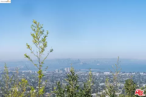 View/Area - 436 Panoramic Way, Berkeley, CA 94704 photo 4 of 6