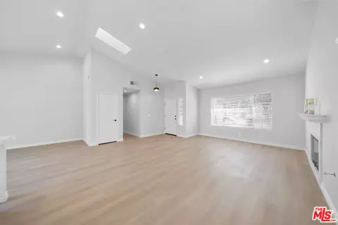 2505 Winthrop Ct, Simi Valley, CA 93065 photo 17