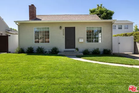 5119 Enfield Ave, Encino, CA 91316