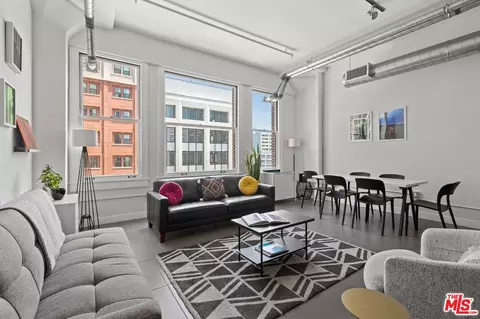 939 S Broadway #505, Los Angeles, CA 90015