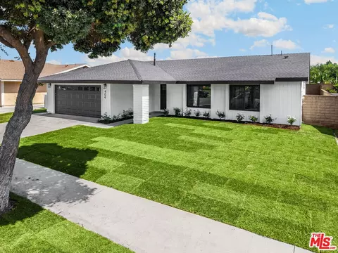 Exterior - 404 E Meadowbrook Ave, Orange, CA 92865 photo 6 of 6