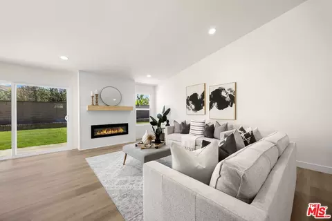 Living - 404 E Meadowbrook Ave, Orange, CA 92865 photo 3 of 3