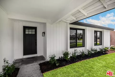 Exterior - 404 E Meadowbrook Ave, Orange, CA 92865 photo 1 of 6