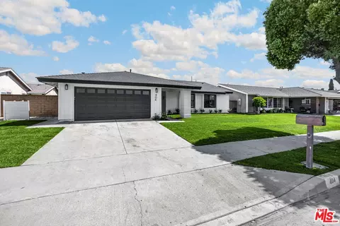 404 E Meadowbrook Ave, Orange, CA 92865