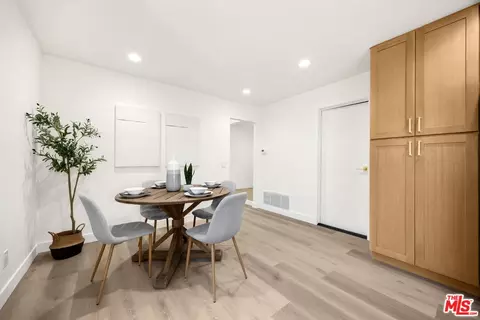 Dining - 404 E Meadowbrook Ave, Orange, CA 92865 photo 4 of 5