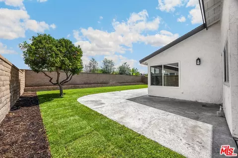 Exterior - 404 E Meadowbrook Ave, Orange, CA 92865 photo 5 of 6