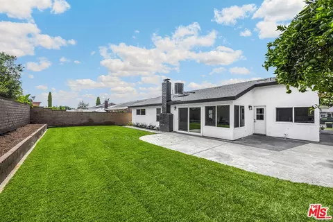 Exterior - 404 E Meadowbrook Ave, Orange, CA 92865 photo 2 of 6
