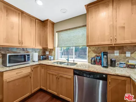 2882 Butte Creek Pl, Ontario, CA 91761 photo 10