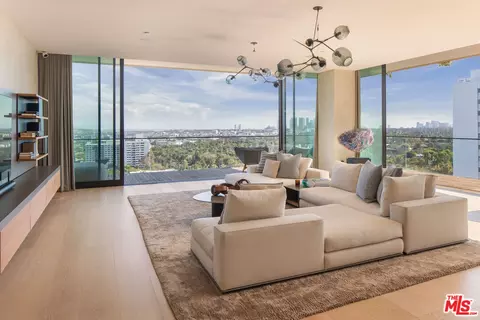 9040 W Sunset Blvd #905, West Hollywood, CA 90069