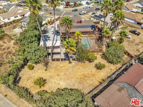 2203 N Slater Ave, Compton, CA 90222 photo 2