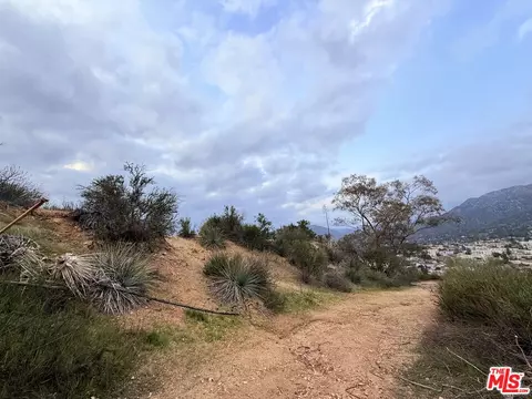 9735 N Estaban Way, Tujunga, CA 91042 photo 5