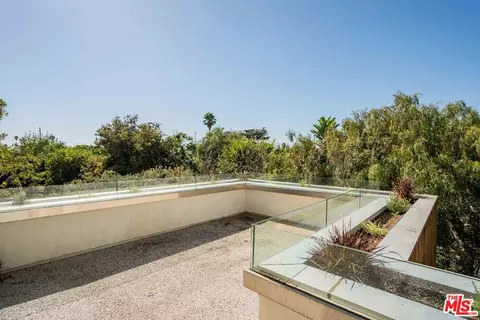 2000 Walnut Ave, Venice, CA 90291 photo 24