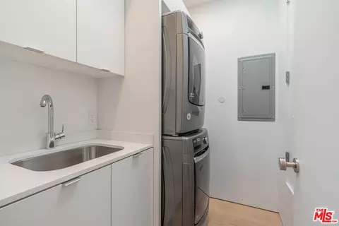2000 Walnut Ave, Venice, CA 90291 photo 38