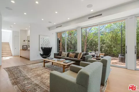 2000 Walnut Ave, Venice, CA 90291 photo 18