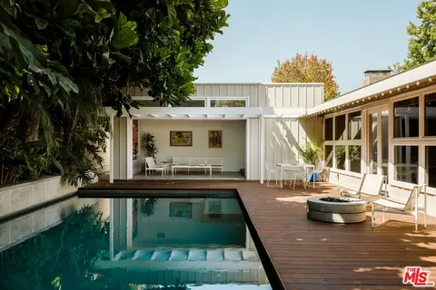 Exterior - 3916 Lemon Ave, Long Beach, CA 90807 photo 12 of 14