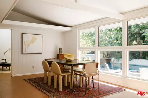Dining - 3916 Lemon Ave, Long Beach, CA 90807 photo 2 of 3