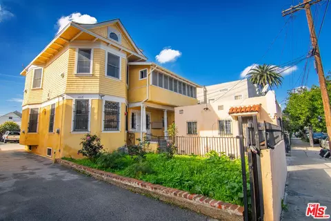 1820 W 11th St, Los Angeles, CA 90006