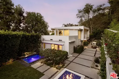 7350 Pacific View Dr, Los Angeles, CA 90068