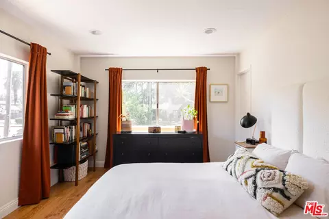Bedroom - 687 E Orange Grove Blvd, Pasadena, CA 91104 photo 1 of 2