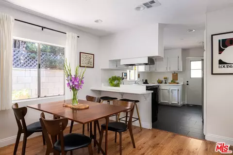Dining - 687 E Orange Grove Blvd, Pasadena, CA 91104 photo 2 of 2