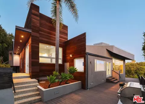 654 Erskine Dr, Pacific Palisades, CA 90272
