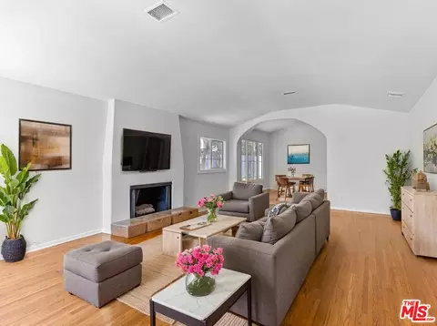2148 Veteran Ave, Los Angeles, CA 90025