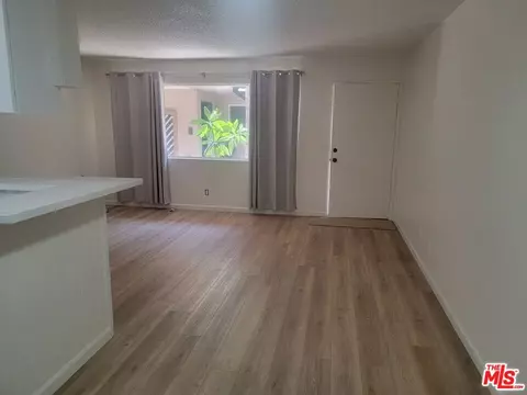 4244 E 5th St, Long Beach, CA 90814 photo 9