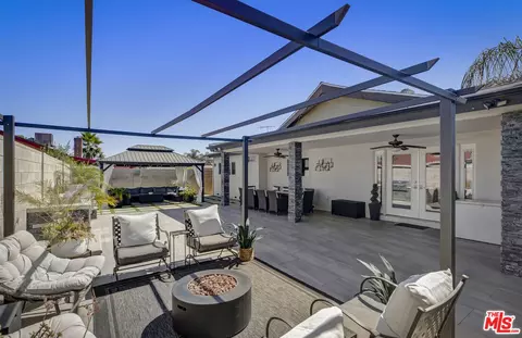 Exterior - 7932 Allott Ave, Panorama City, CA 91402 photo 8 of 17